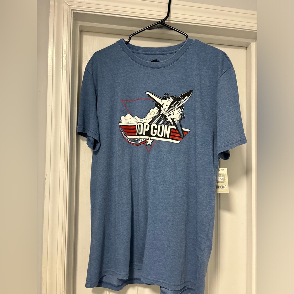 Lucky Brand Top Gun Men’s shirt size L
New with Tags